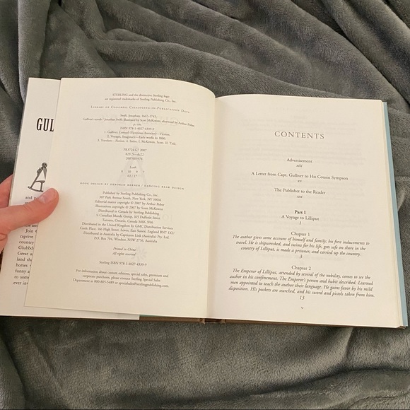 Gulliver's Travels by Jonathan Swift. (Sterling Unabridged Classics Series) - Picture 4 of 10